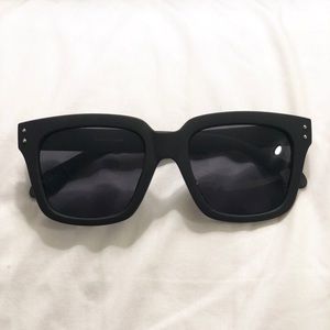 QUAY Australia Wayside Sunglasses